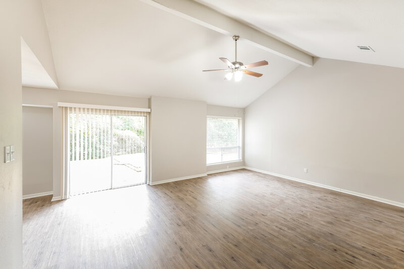 1,870/Mo, 3623 Indian Forest Dr Spring, TX 77373 Living Room View