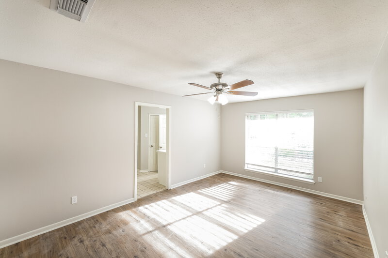 1,870/Mo, 3623 Indian Forest Dr Spring, TX 77373 Main Bedroom View