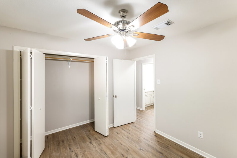 1,870/Mo, 3623 Indian Forest Dr Spring, TX 77373 Bedroom View 2