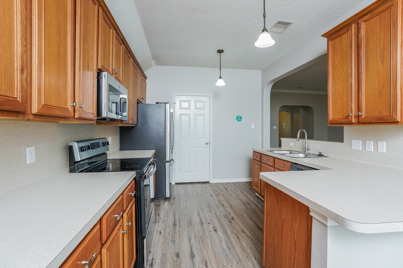 2,330/Mo, 16915 Marlin Spike Way Crosby, TX 77532 Kitchen View