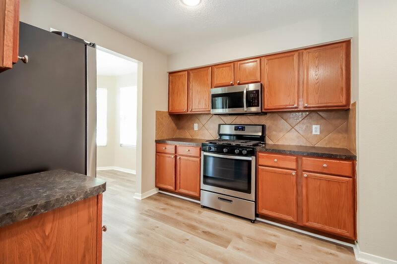 2,085/Mo, 9877 Youpon Ridge Way Conroe, TX 77385 Kitchen View 2