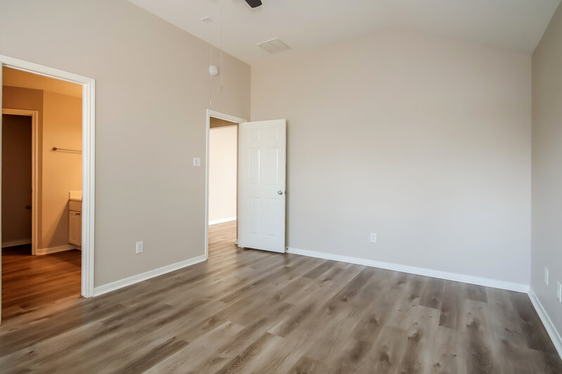 2,085/Mo, 9877 Youpon Ridge Way Conroe, TX 77385 Main Bedroom View 2