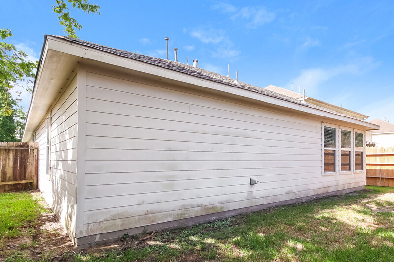 2,085/Mo, 9877 Youpon Ridge Way Conroe, TX 77385 Rear View