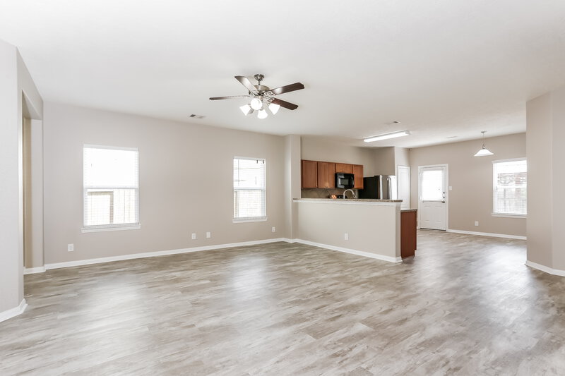 1,845/Mo, 6018 Burnet Bend Ave Crosby, TX 77532 Living Room View 2