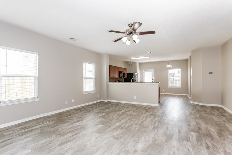 1,845/Mo, 6018 Burnet Bend Ave Crosby, TX 77532 Living Room View 3