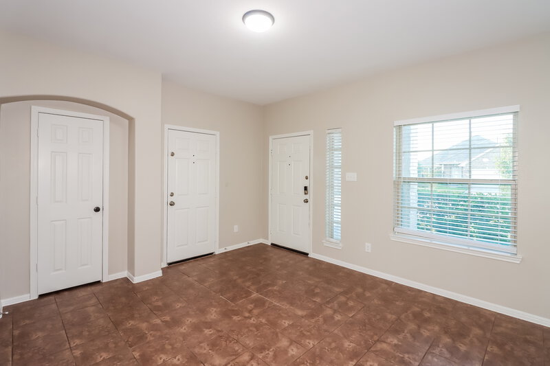 2,630/Mo, 13234 Versace Dr Houston, TX 77044 Living Room View