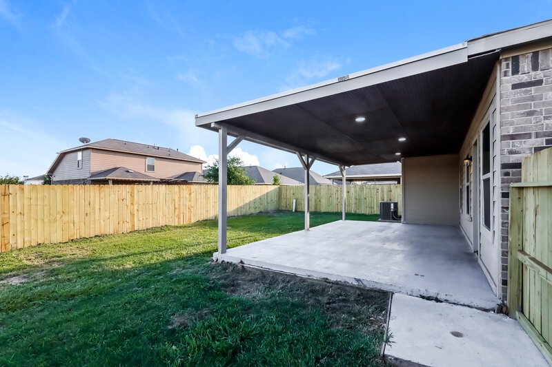 2,630/Mo, 13234 Versace Dr Houston, TX 77044 Rear View 2