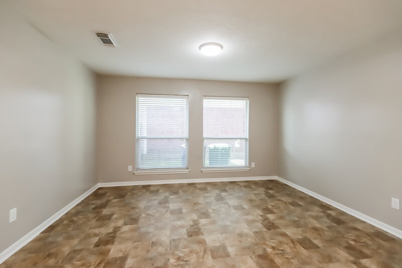 2,225/Mo, 5622 My Way Humble, TX 77339 Family Room View