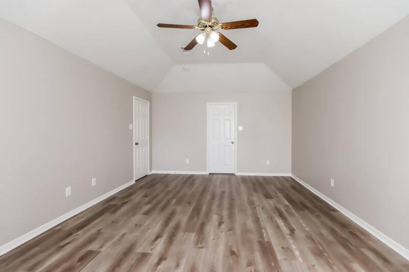 2,225/Mo, 5622 My Way Humble, TX 77339 Main Bedroom View 2
