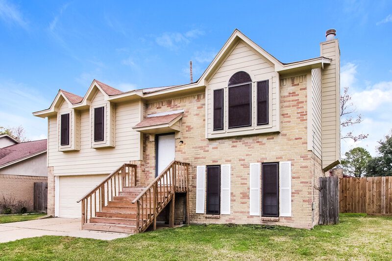 2,105/Mo, 1417 Wilson Dr Deer Park, TX 77536 Front View