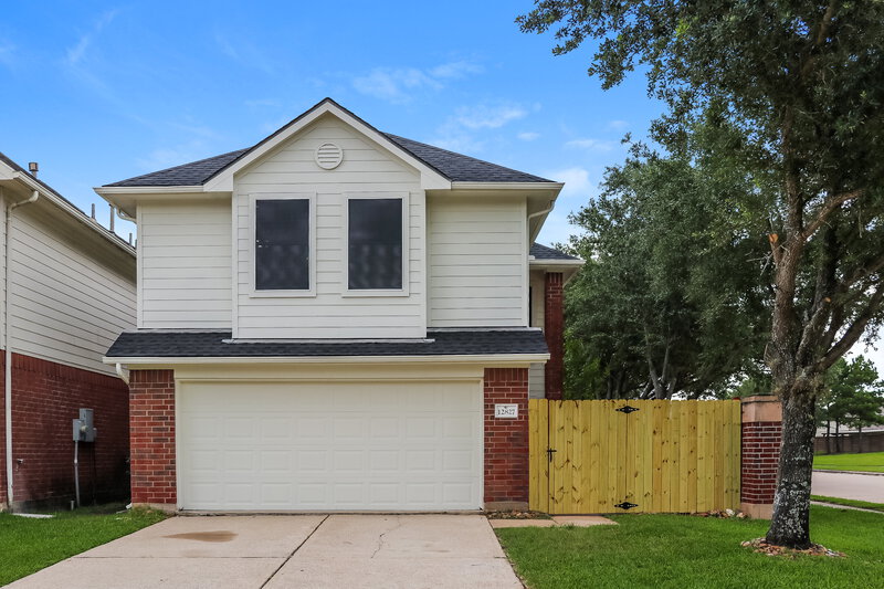 2,245/Mo, 12827 Glorywhite Ct Houston, TX 77034 External View