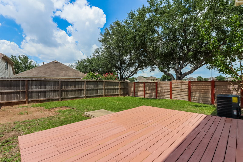 2,245/Mo, 12827 Glorywhite Ct Houston, TX 77034 Rear View 2