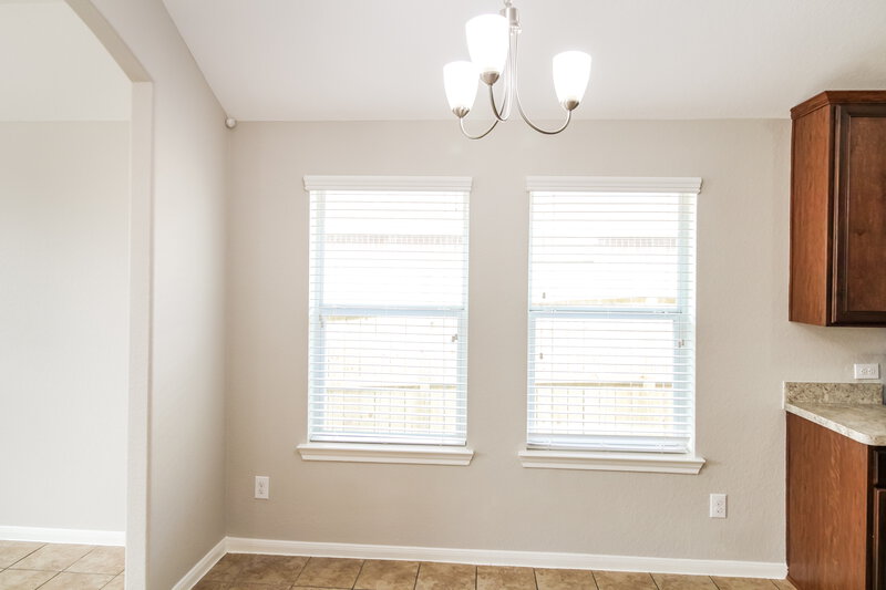 2,290/Mo, 389 Henry St Alvin, TX 77511 Floorplan View 2