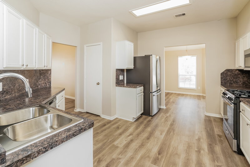 2,095/Mo, 5014 Colony Hurst Trl Spring, TX 77373 Kitchen View
