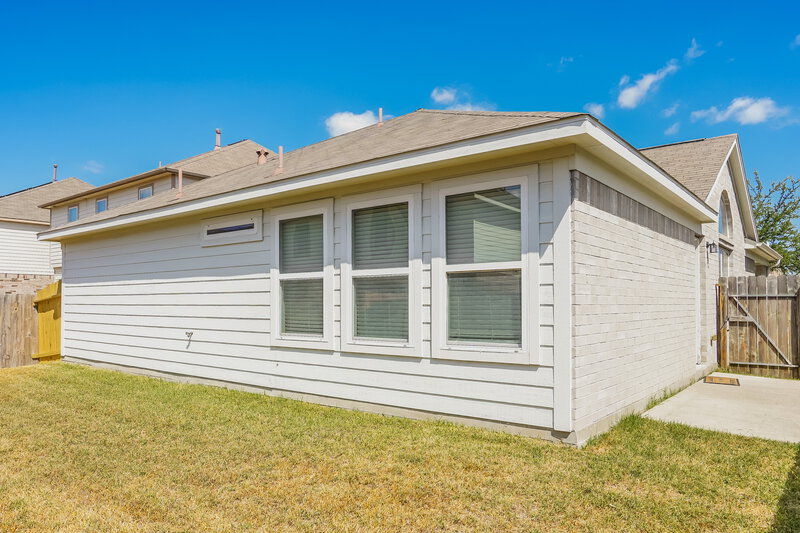 2,095/Mo, 5014 Colony Hurst Trl Spring, TX 77373 Rear View