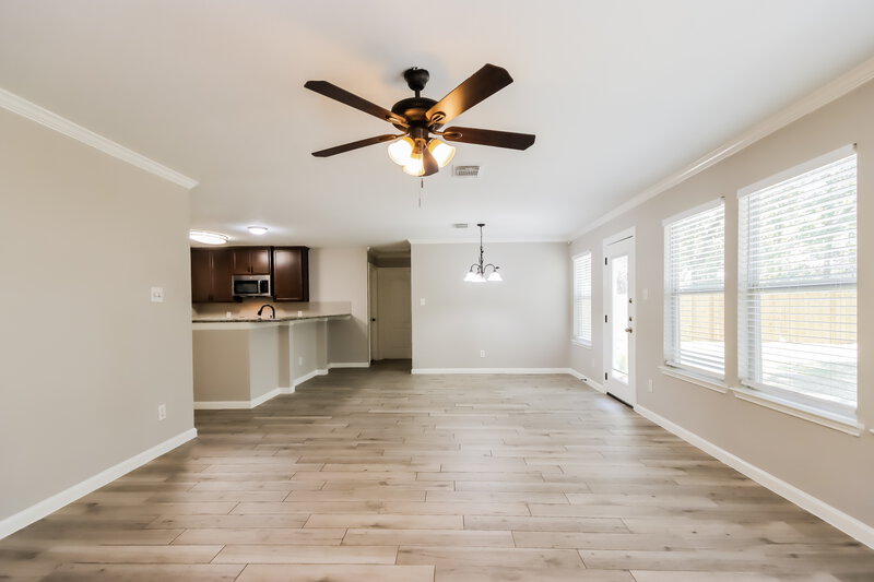 2,075/Mo, 18390 Hollow Oaks Cir Porter, TX 77365 Living Room View 2