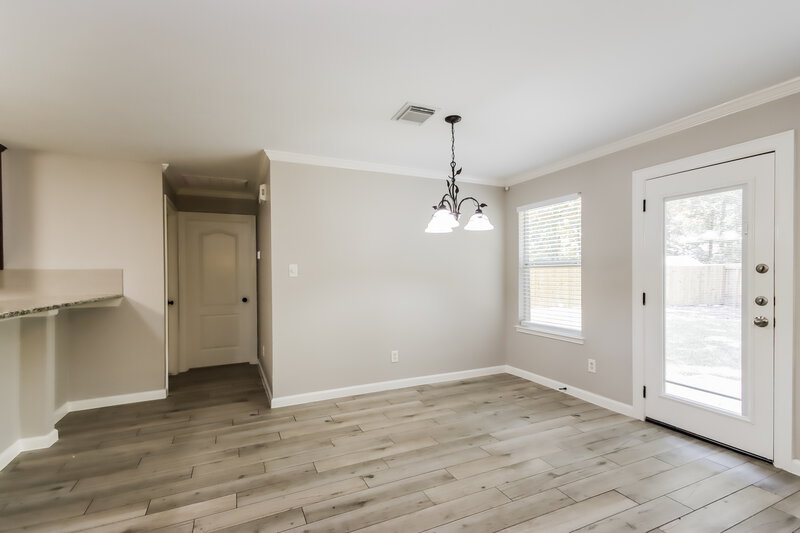 2,075/Mo, 18390 Hollow Oaks Cir Porter, TX 77365 Dining Room View