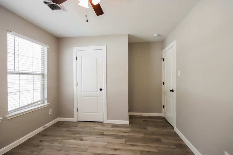 2,075/Mo, 18390 Hollow Oaks Cir Porter, TX 77365 Bedroom View 3