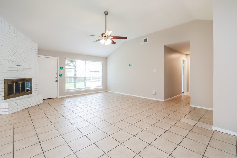 1,830/Mo, 10930 Rosewood Ct La Porte, TX 77571 Misc View 5