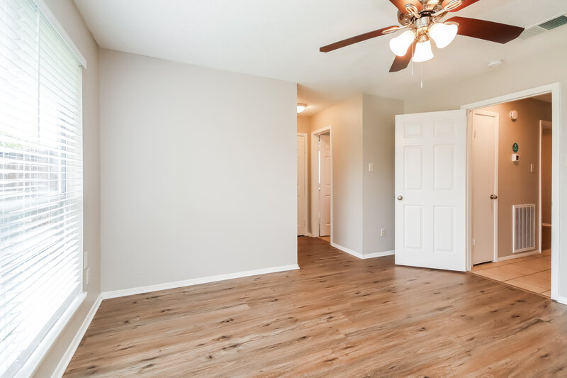 1,830/Mo, 10930 Rosewood Ct La Porte, TX 77571 Misc View 10
