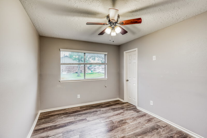 2,015/Mo, 5939 Ollia Cir Pasadena, TX 77505 Bedroom View