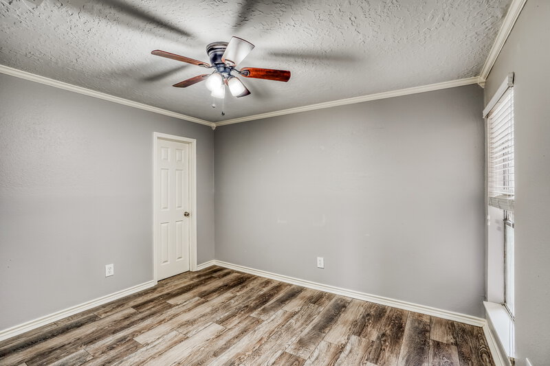 2,015/Mo, 5939 Ollia Cir Pasadena, TX 77505 Bedroom View 2