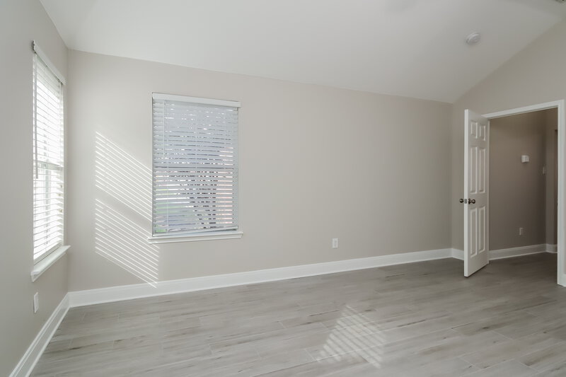2,220/Mo, 4107 Blue Forest Dr Humble, TX 77346 Main Bedroom View 2