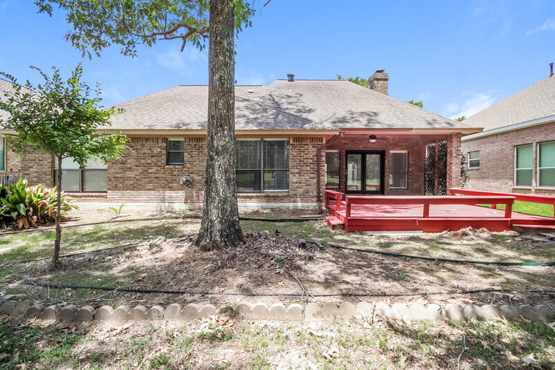 2,155/Mo, 18 Laguna Rd Montgomery, TX 77356 Rear View
