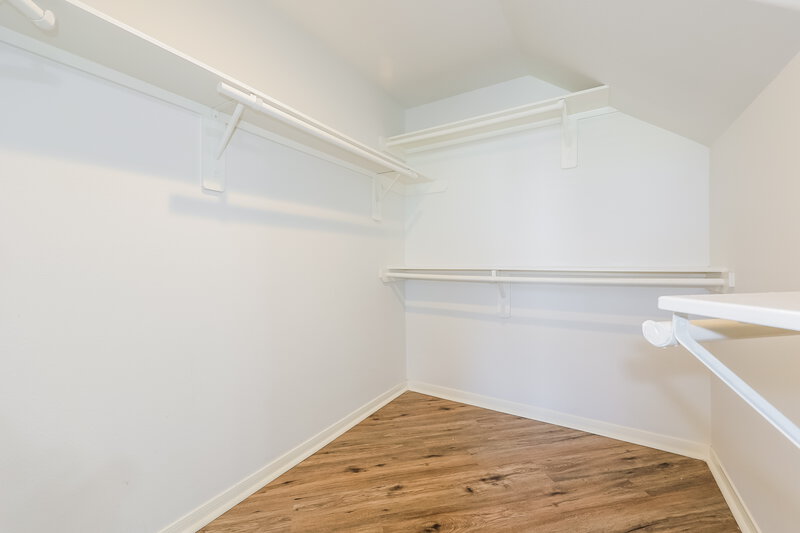 2,040/Mo, 21114 Normand Meadows Ln Humble, TX 77338 Laundry Room View