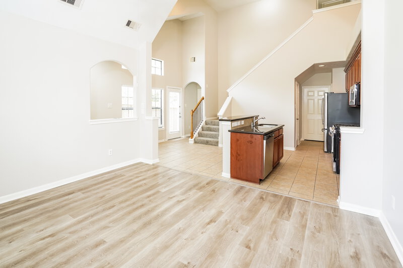 2,760/Mo, 29748 Meridian Hill Dr Spring, TX 77386 Living Room View 2