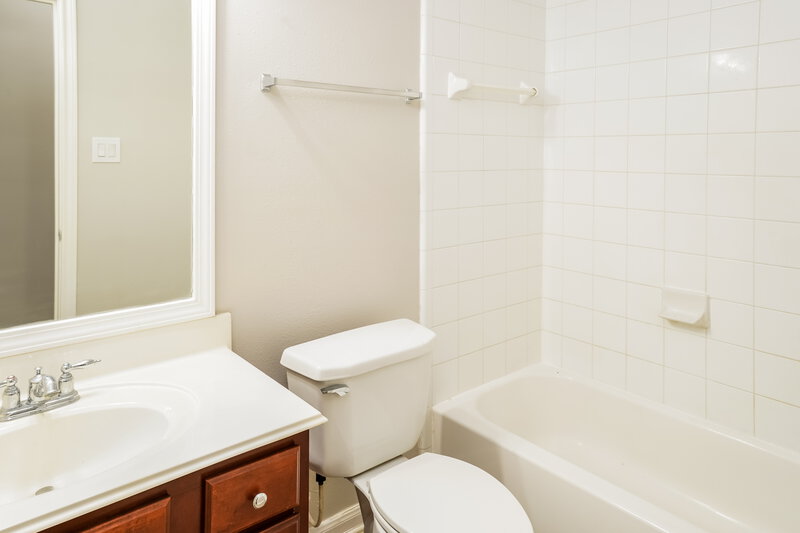 2,760/Mo, 29748 Meridian Hill Dr Spring, TX 77386 Bathroom View
