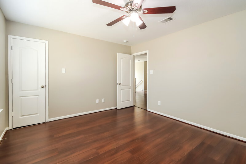 2,455/Mo, 4601 Clemwood Ln Kingwood, TX 77345 Bedroom View 2