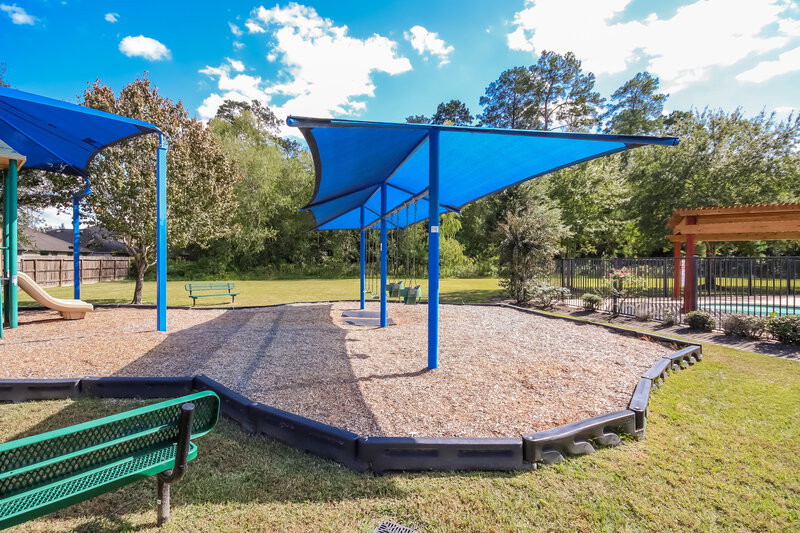 2,455/Mo, 4601 Clemwood Ln Kingwood, TX 77345 Amenity View 2