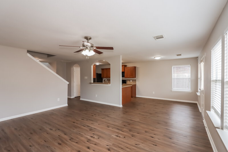 2,500/Mo, 7926 Summerdale Dr Rosenberg, TX 77469 Living Room View