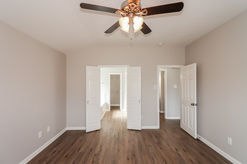 2,500/Mo, 7926 Summerdale Dr Rosenberg, TX 77469 Main Bedroom View 2