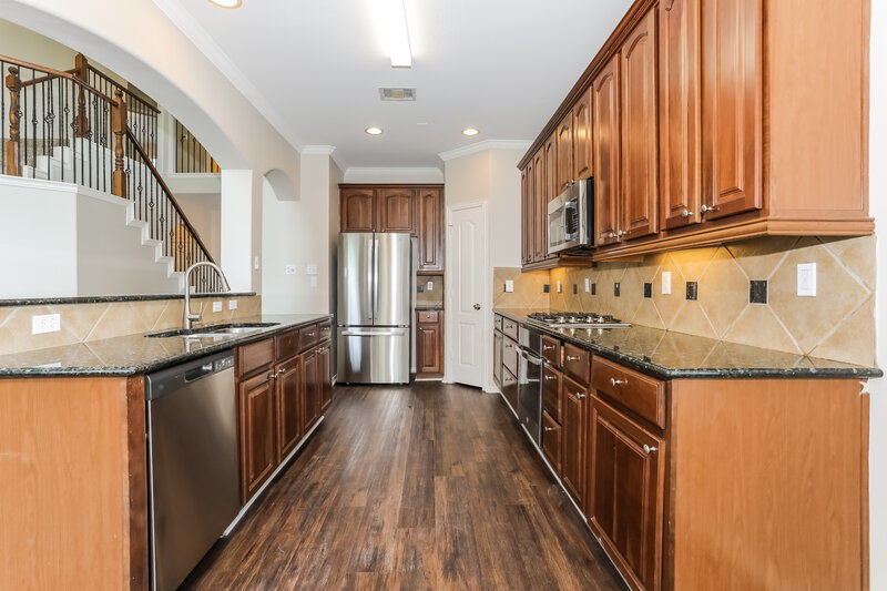 2,730/Mo, 32506 Jan Ln Pinehurst, TX 77362 Kitchen View