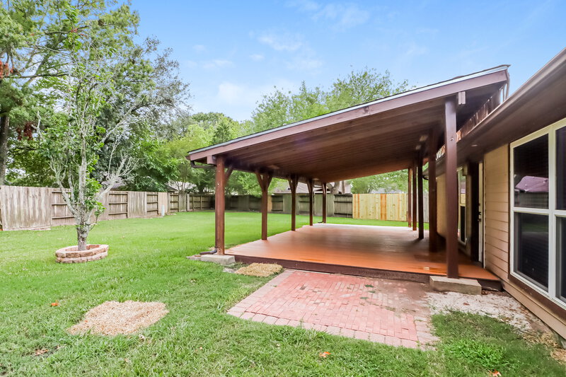 2,585/Mo, 317 Thistlewood Ct League City, TX 77573 Rear View 2