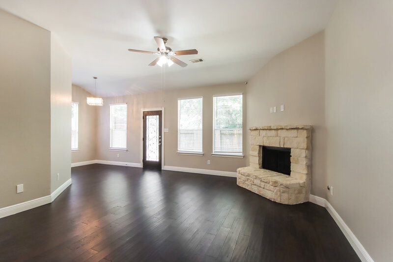 2,095/Mo, 21620 Hackamore Ct Porter, TX 77365 Living Room View
