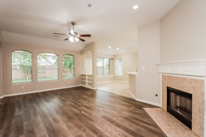 2,075/Mo, 2014 Spreading Bough Ln Richmond, TX 77406 Living Room View 2