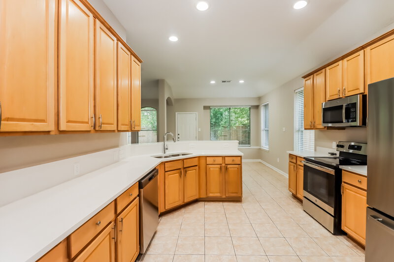 2,075/Mo, 2014 Spreading Bough Ln Richmond, TX 77406 Kitchen View 2
