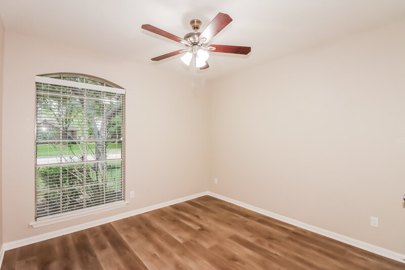 2,075/Mo, 2014 Spreading Bough Ln Richmond, TX 77406 Bedroom View 2