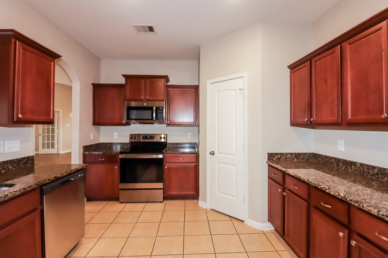 2,145/Mo, 2327 Golden Brandy Ln Rosenberg, TX 77469 Kitchen View