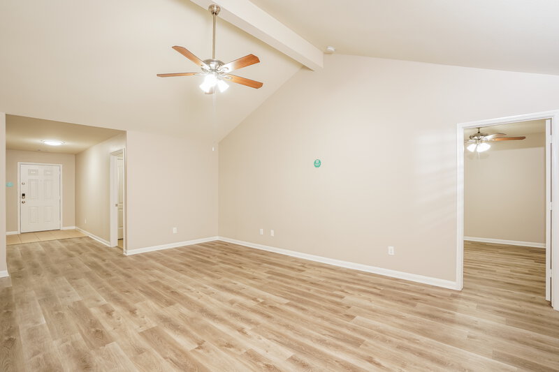 1,900/Mo, 5155 Cottage Creek Ln Rosenberg, TX 77469 Living Room View