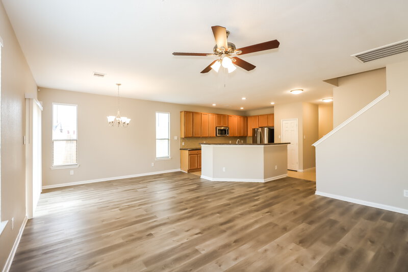 2,200/Mo, 8506 Planters Moon Ln Richmond, TX 77407 Living Room View 2