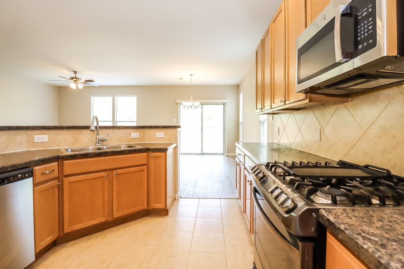 2,200/Mo, 8506 Planters Moon Ln Richmond, TX 77407 Kitchen View 2