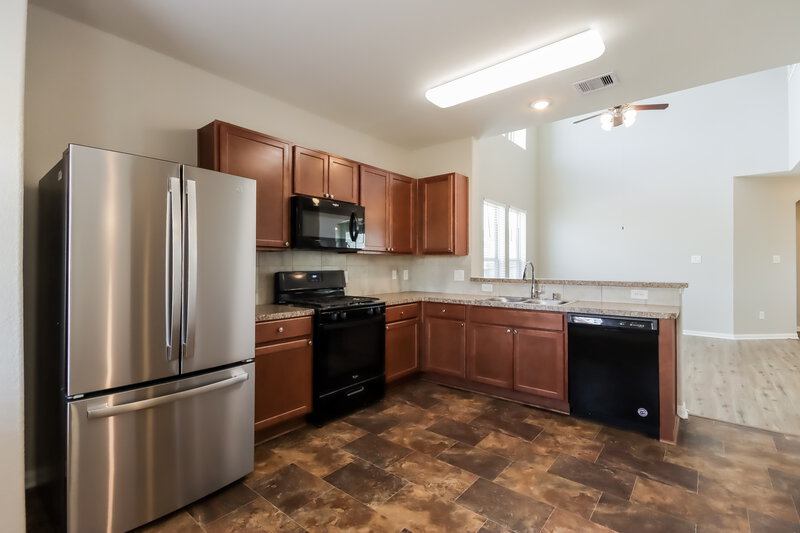 1,860/Mo, 3614 Karissa Rd Conroe, TX 77306 Kitchen View