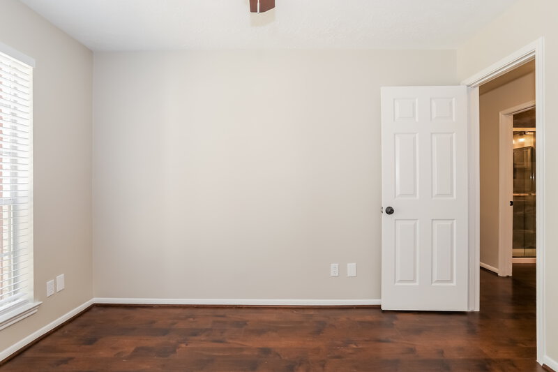 2,245/Mo, 12104 La Salle River Rd Conroe, TX 77304 Bedroom View 6