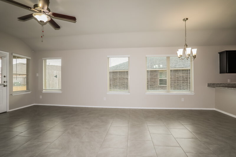 2,315/Mo, 23906 Paper Birch Ct Tomball, TX 77375 Living Room View