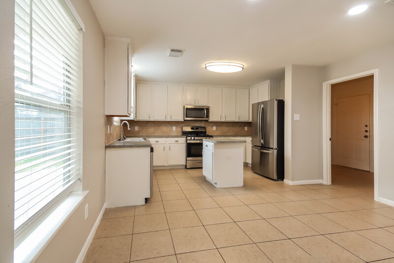 2,665/Mo, 1903 Plum Falls Ln Pearland, TX 77581 Dining Room View