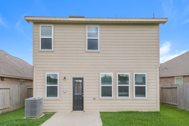 2,270/Mo, 15950 Gaia Way Crosby, TX 77532 Rear View